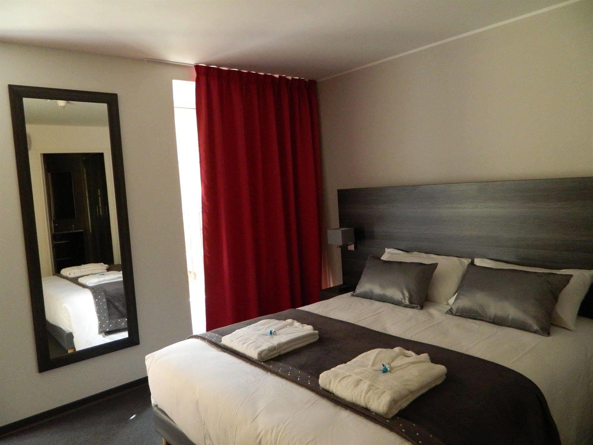 Le G Nizza